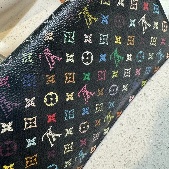 SOLD 🛑 Louis Vuitton LV Murakami wallet/clutch Authentic w/ COA - Picture 6 of 15